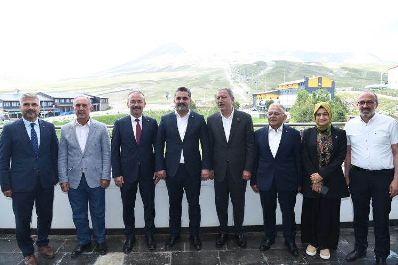 Kayseri protokolünden yüksek irtifalı ziyaret