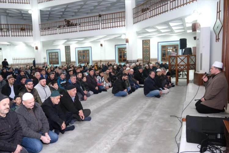 Bursa İnegöl yeni yılda sabah namazında buluştu