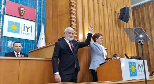 Akşener