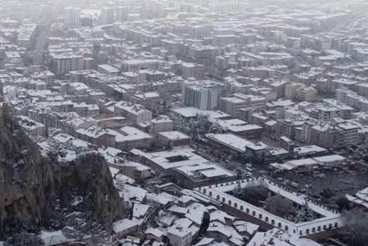  Eğitime zorunlu ara!