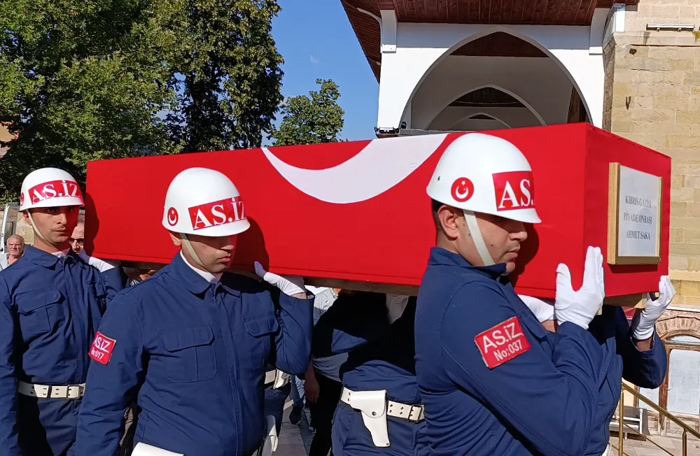 KIBRIS GAZİSİ AHMET SAKA SON YOLCULUĞUNA UĞURLANDI 