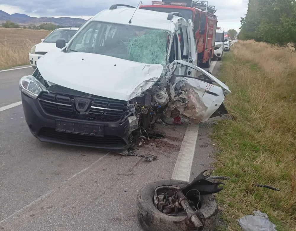 Merzifon’da Trafik Kazası: 3 Yaralı 